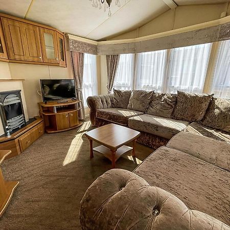 6 Berth Caravan Nearby Hunstanton Beach Front In Norfolk Ref 13019L Exterior foto