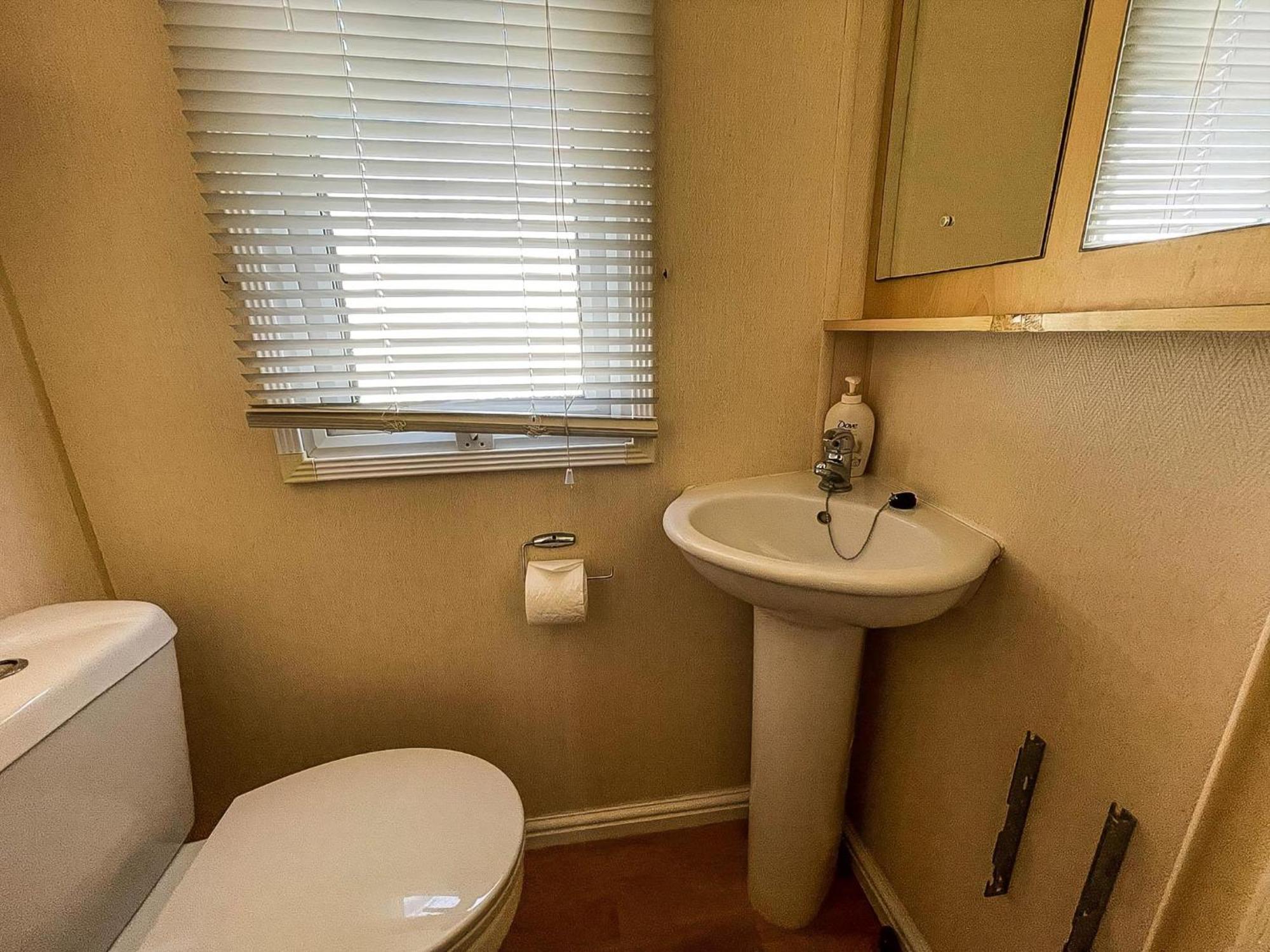 6 Berth Caravan Nearby Hunstanton Beach Front In Norfolk Ref 13019L Exterior foto